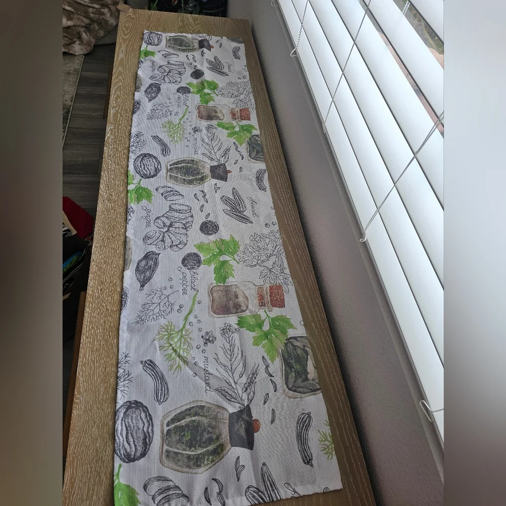 Botanical Herb & Spice Table Runner – Sage Green & Neutral Kitchen Decor